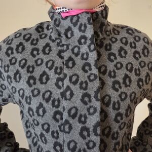 Gray Black Leopard Print Coat Funnel Neck Zip Front XS Old Navy EUC